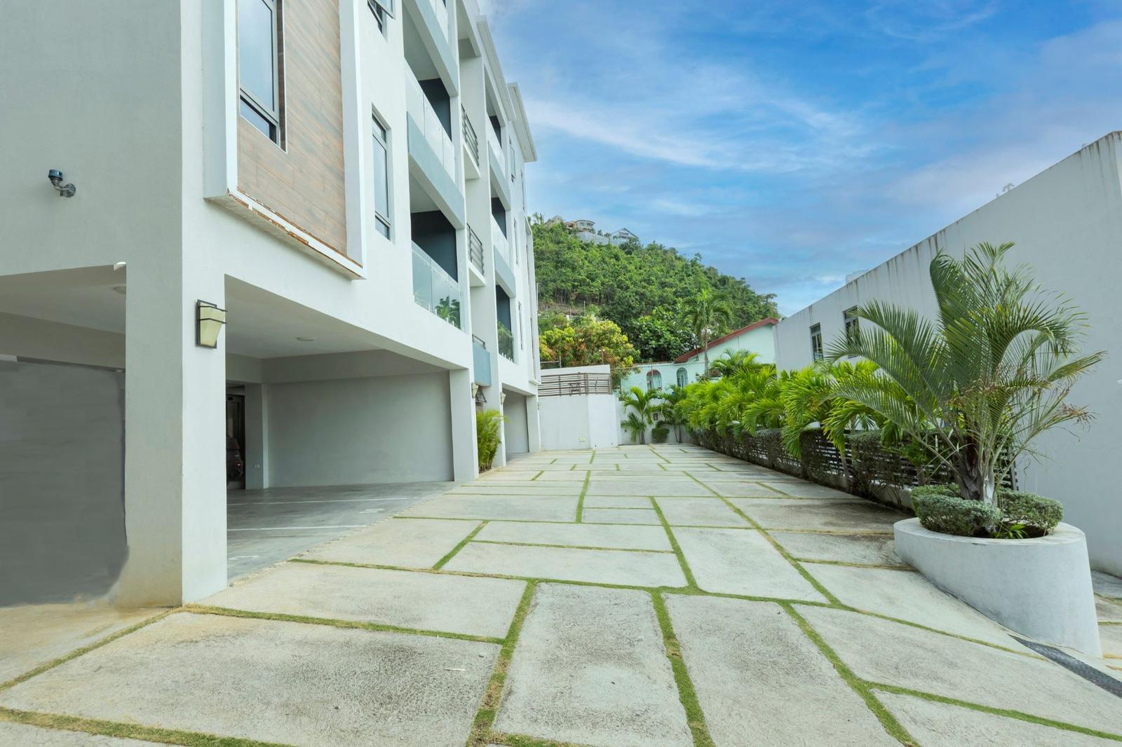 2 Bedroom Condo 8 for Sale, 75 Norbrook Drive, Kingston 8, Jamaica — photo 2