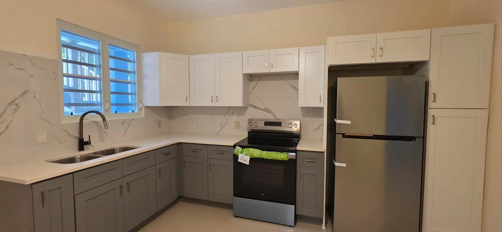 28h Apt 4 Lindberg Bay Ss — photo 4