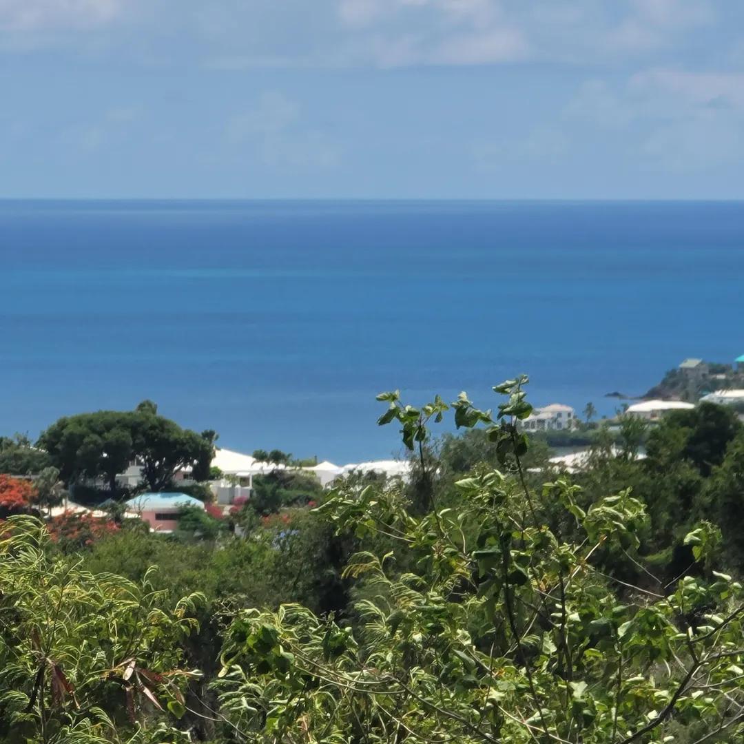 3 Bedroom 1 Bathroom Villa in Christiansted — photo 5