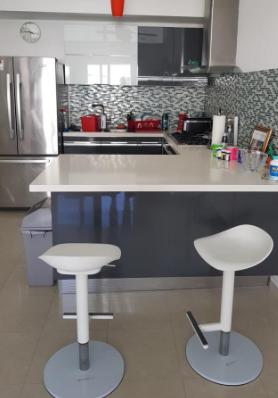 Beautiful 2 Bedroom Penthouse 4 Minute Walk To White Sand Beach — photo 4