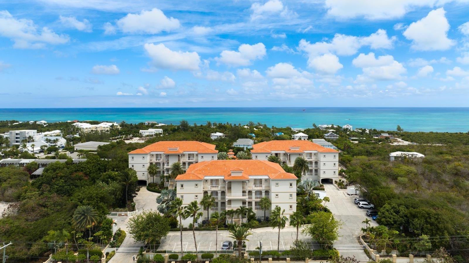 2-bedroom condo in Turtle Cove, Providenciales — photo 1