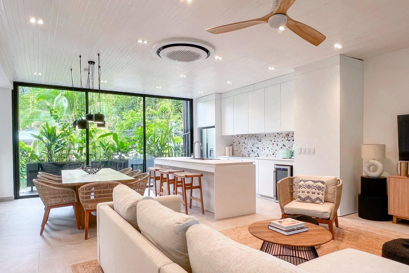 7 Bedroom Duplex for Sale, Mal Pais, Santa Teresa, Costa Rica — photo 5