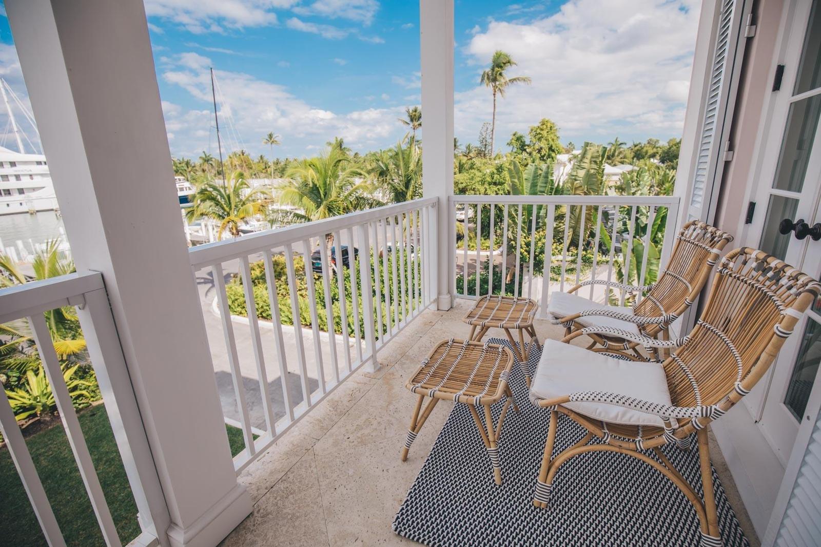 MARINA TOWNHOUSE — photo 4