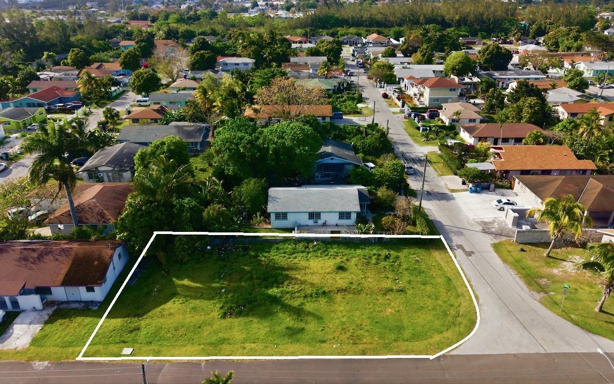SOUTH BEACH ESTATES — photo 1