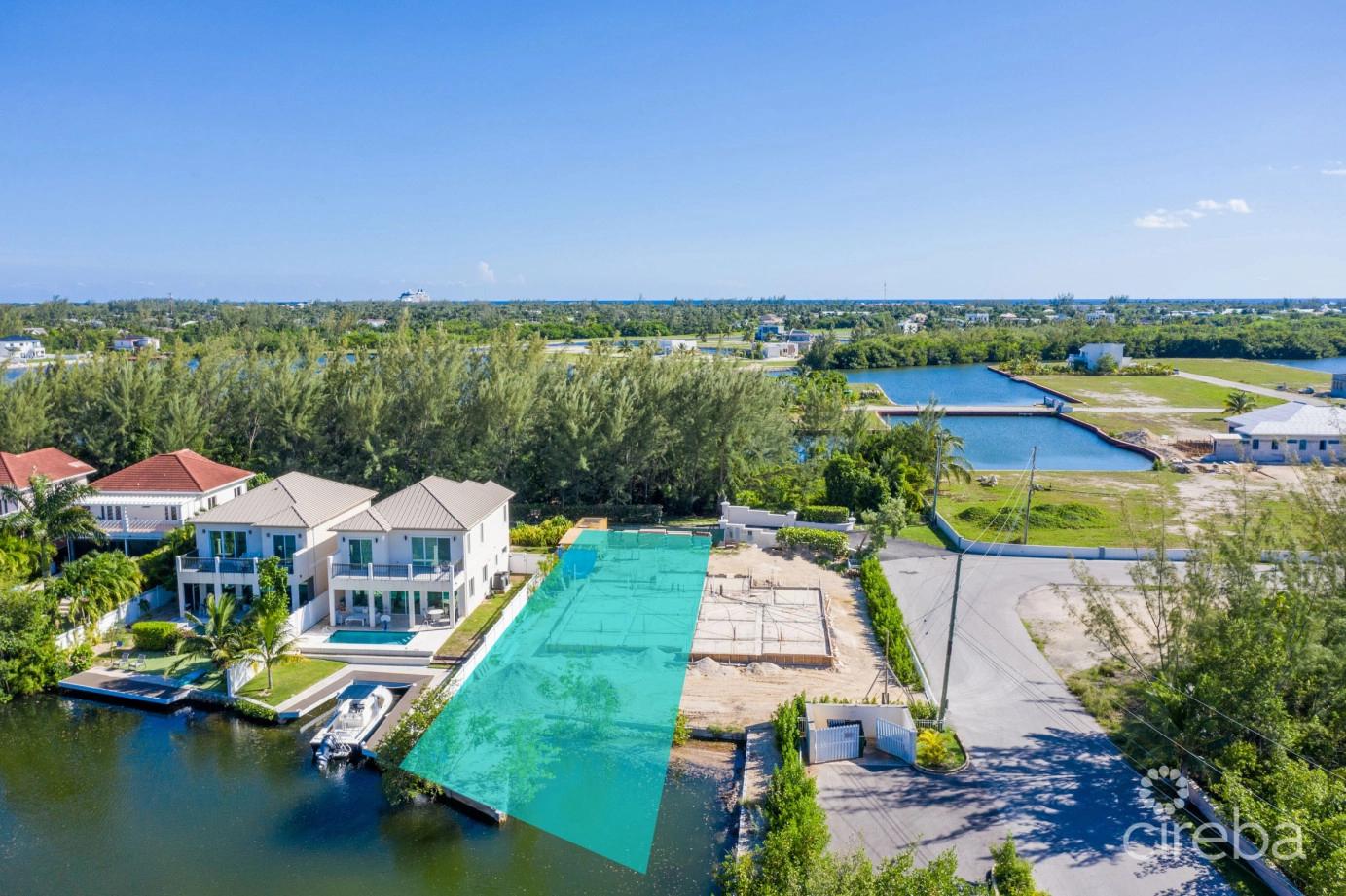 4 bedroom semi-detached canal-front home in The Point At Paradise Cove, Cayman Islands — photo 3