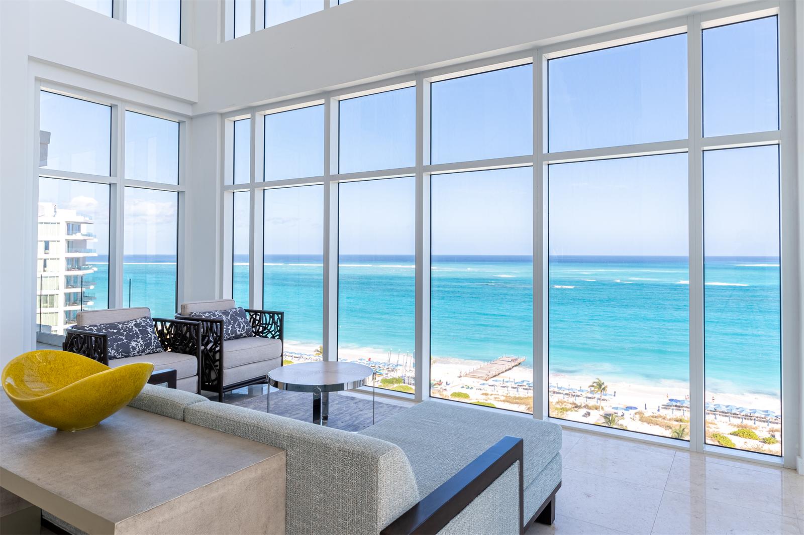 Penthouse Ritz Carlton Residences, Grace Bay, TC — photo 3