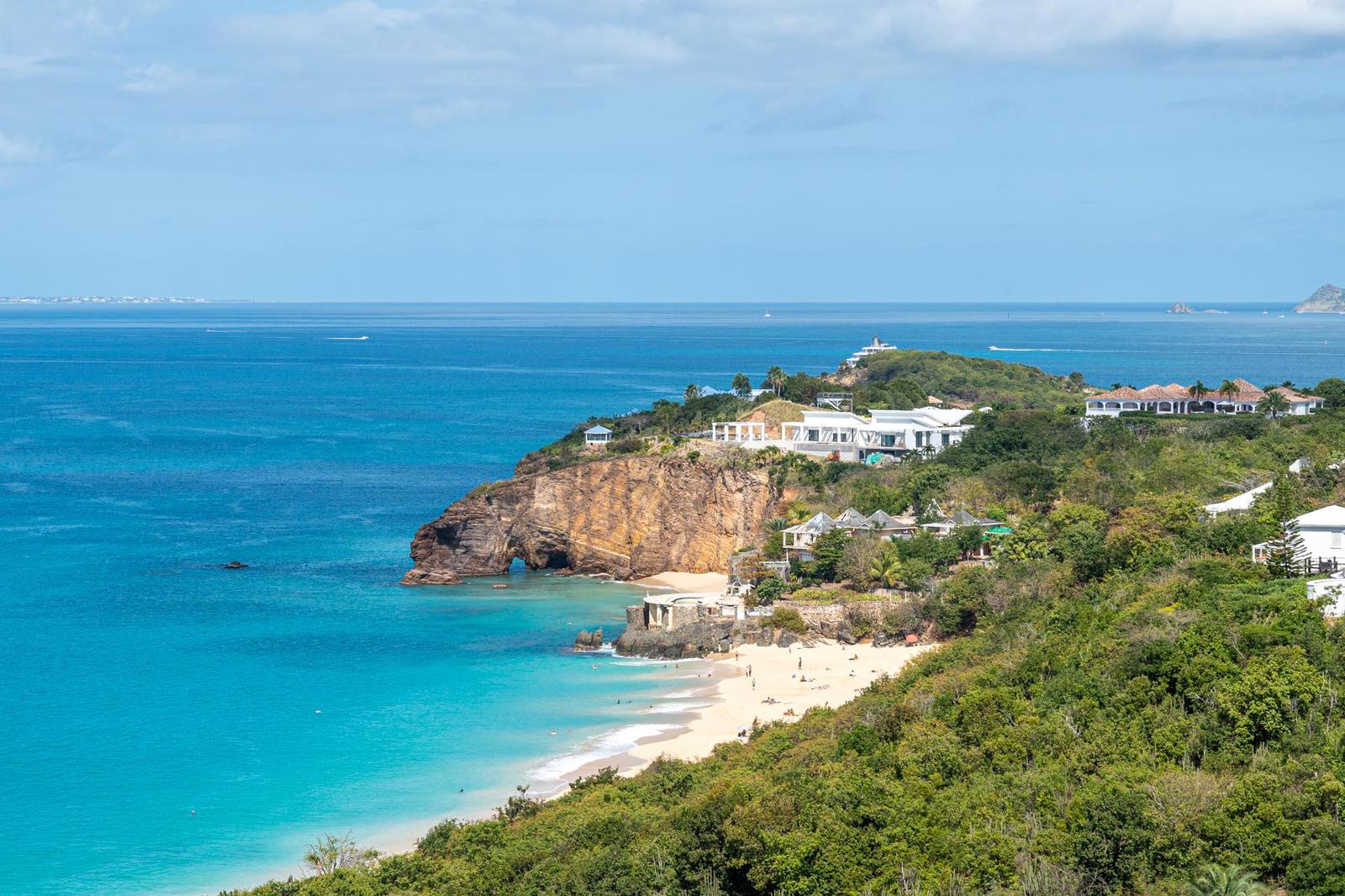 4 Bedroom Luxury Villa for Sale, Terres Basses, St Martin — photo 3
