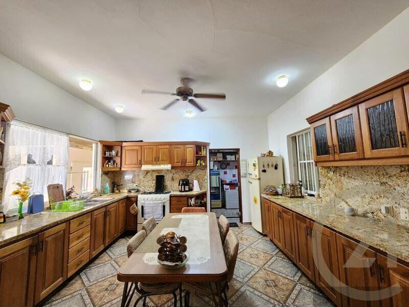 6 Bedroom Property for Sale in Sosua with Income Potential — photo 2