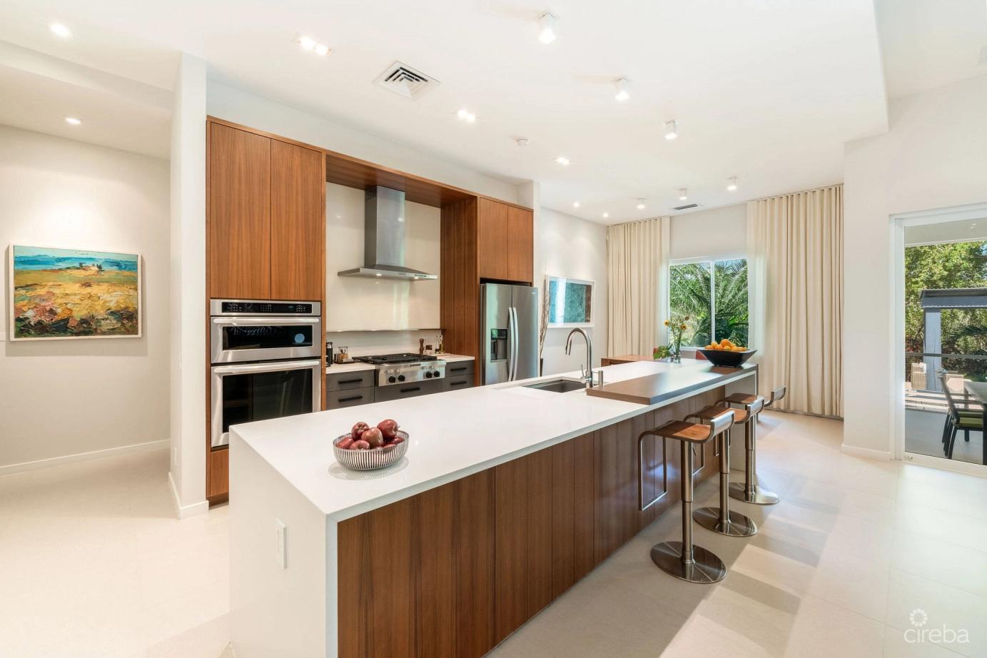 4 bedroom property for sale — The Venetia 29, Leed Gold Certified Family Home in the Cayman Islands — photo 4