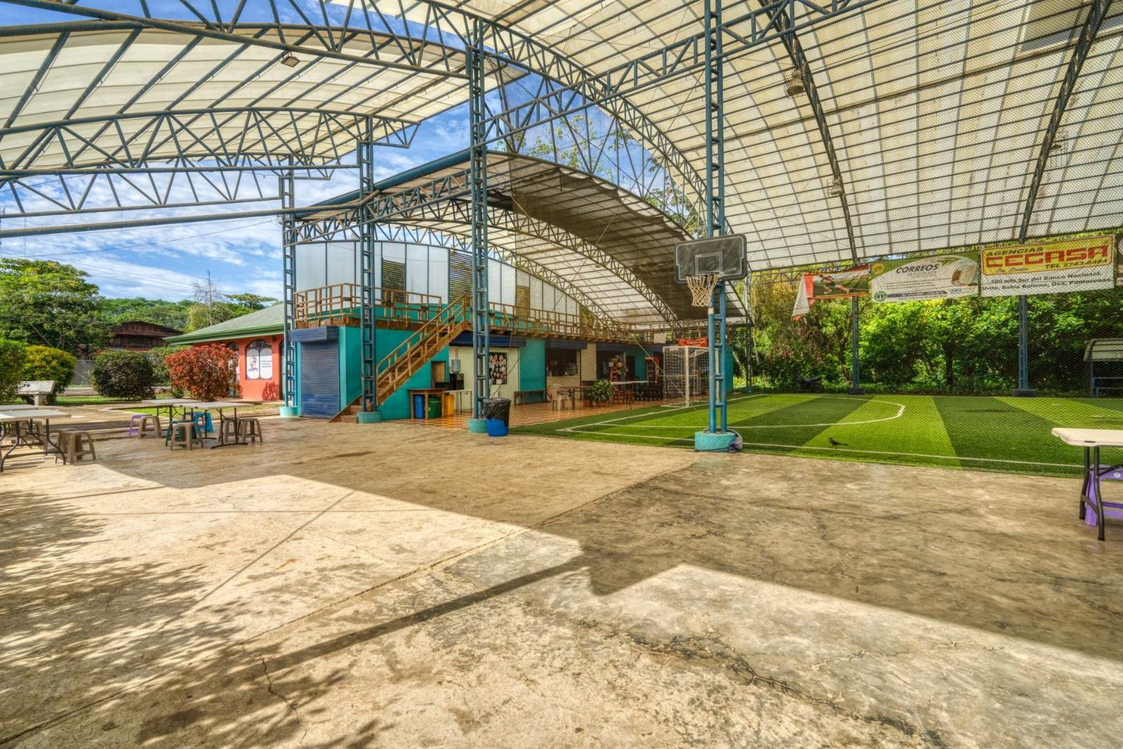 Commercial Plaza for Sale — photo 4
