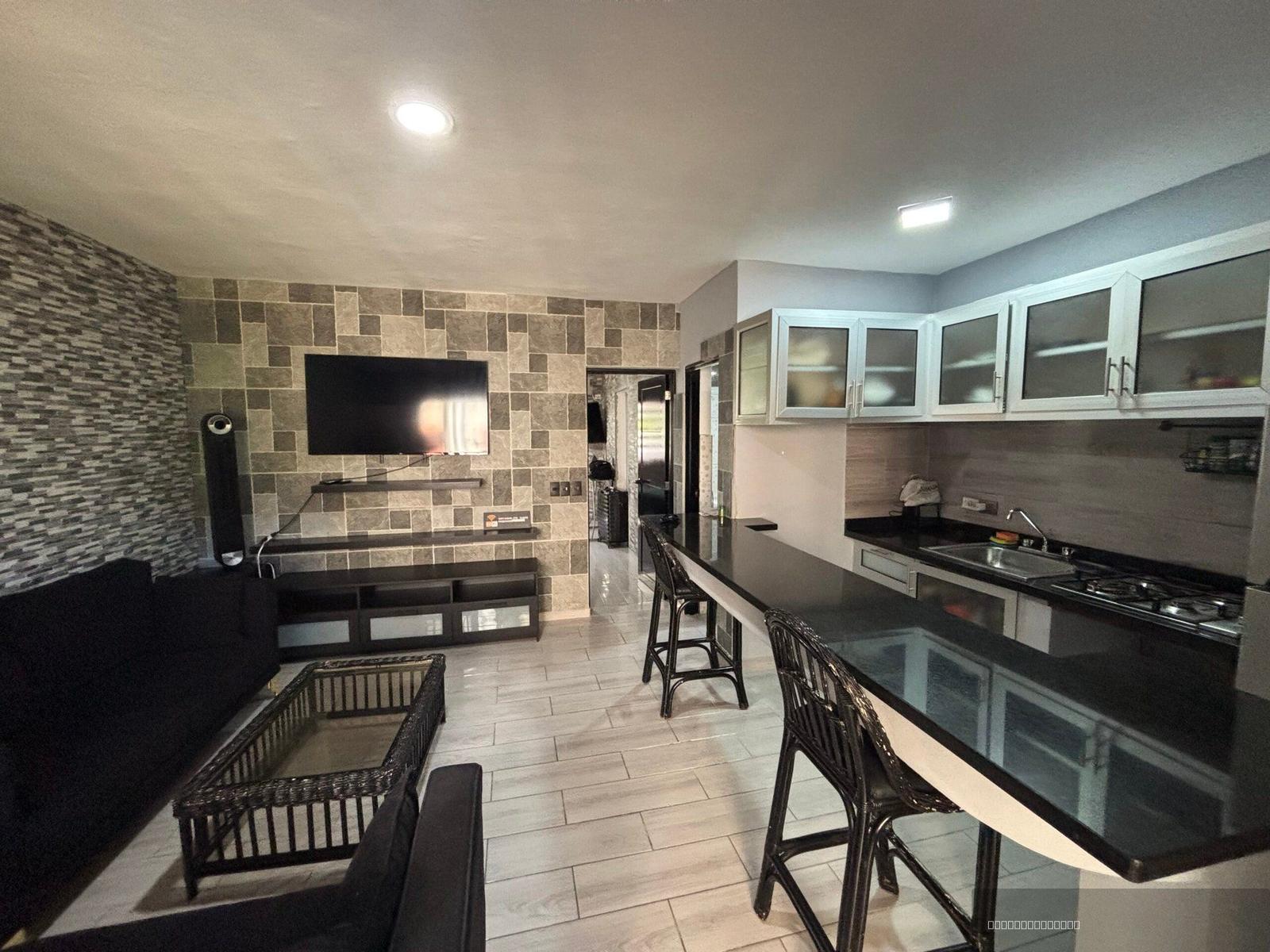 1 bedroom property for sale — photo 2