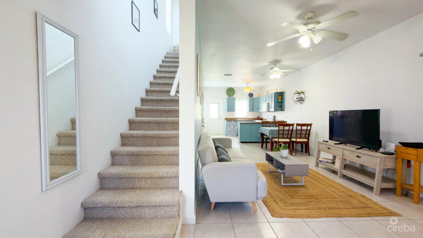 2 bedroom property for sale — Shoreway Townhomes #24 in the Cayman Islands — photo 5