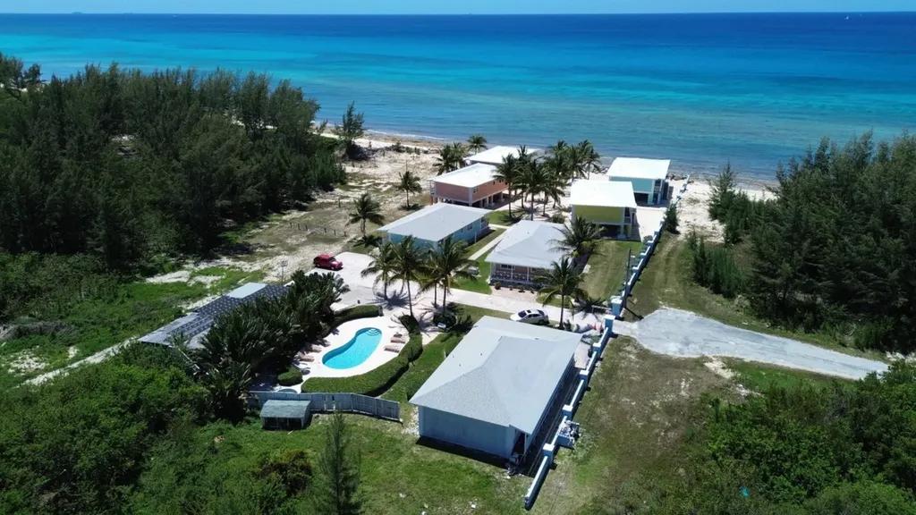 18 acres oceanfront land in Bootle Bay, Grand Bahama — photo 2