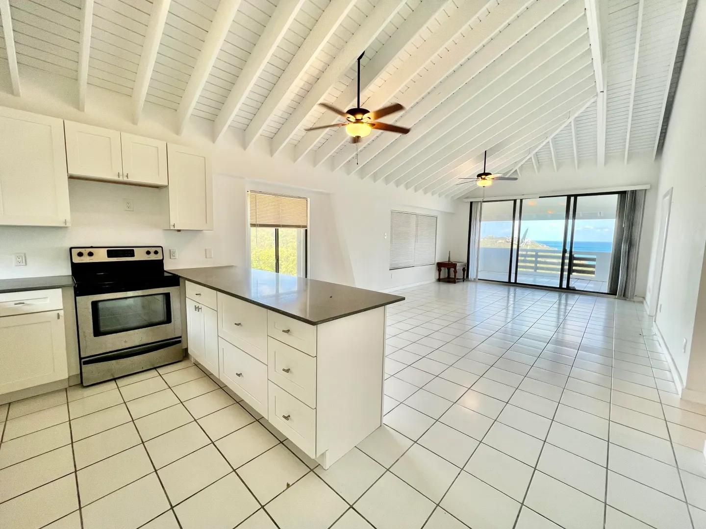 2 Bedroom Condo in Palm Gardens — photo 4