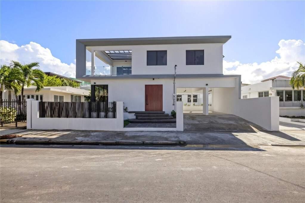4 Bed 5 Bath Beachfront House in Ocean Park — photo 1