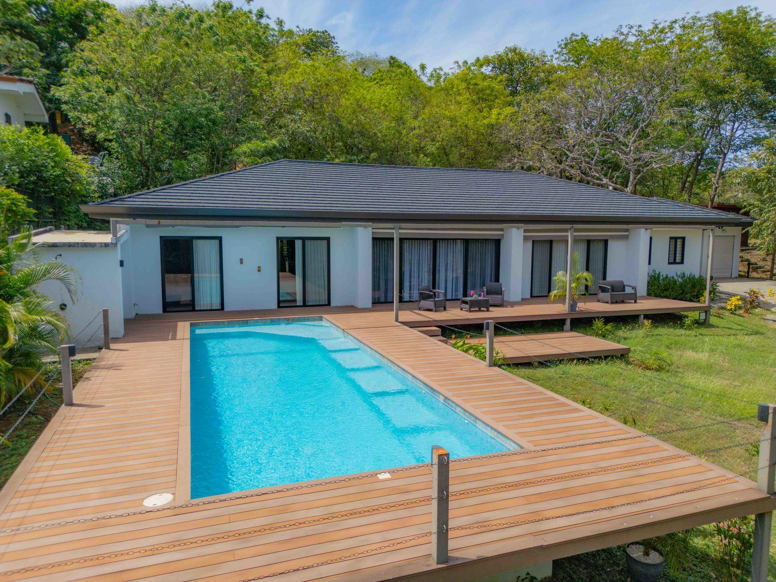 3 Bedroom Home for Sale in Playas del Coco, Guanacaste — photo 2