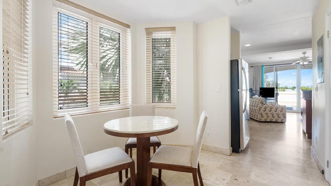1 bedroom condo in Turtle Cove at The Bight, Turks and Caicos Islands — photo 4