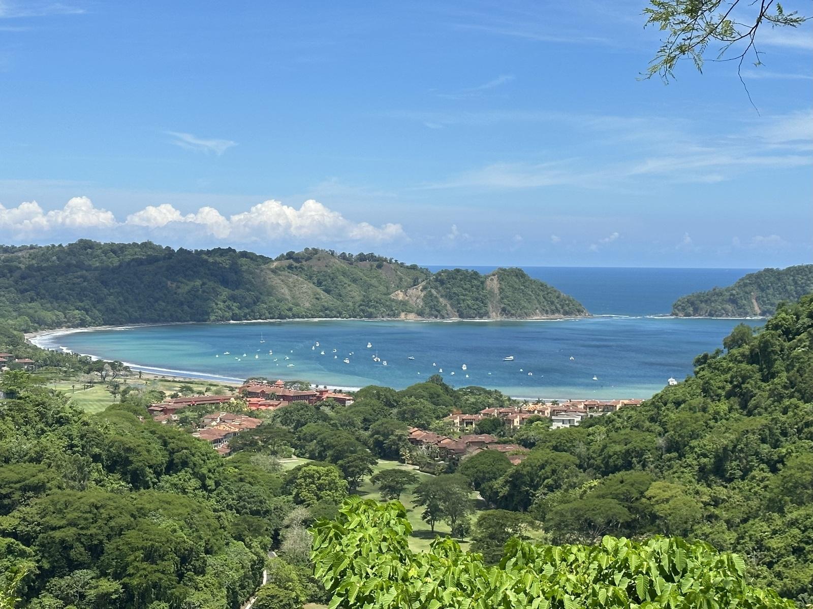 0.58 Acres of Land for Sale, Vista Tres Bahias, Los Suenos Resort, Puntarenas, Costa Rica — photo 1