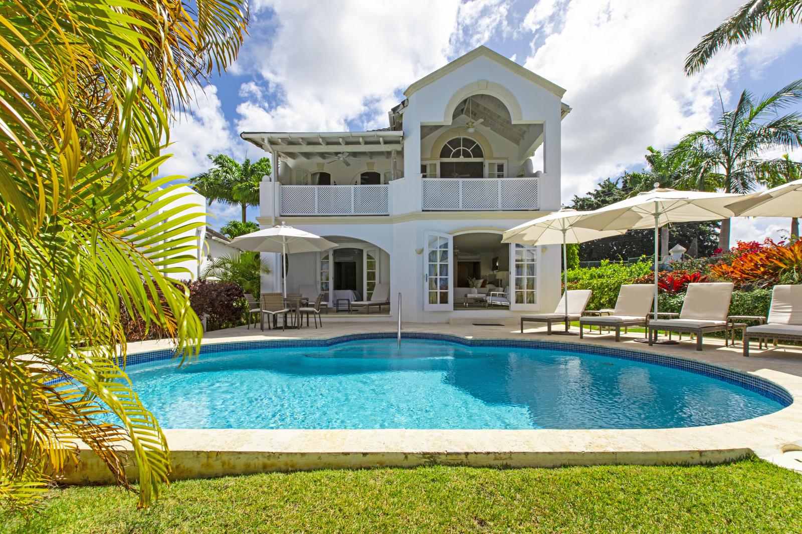 Royal Villa 1 — photo 1