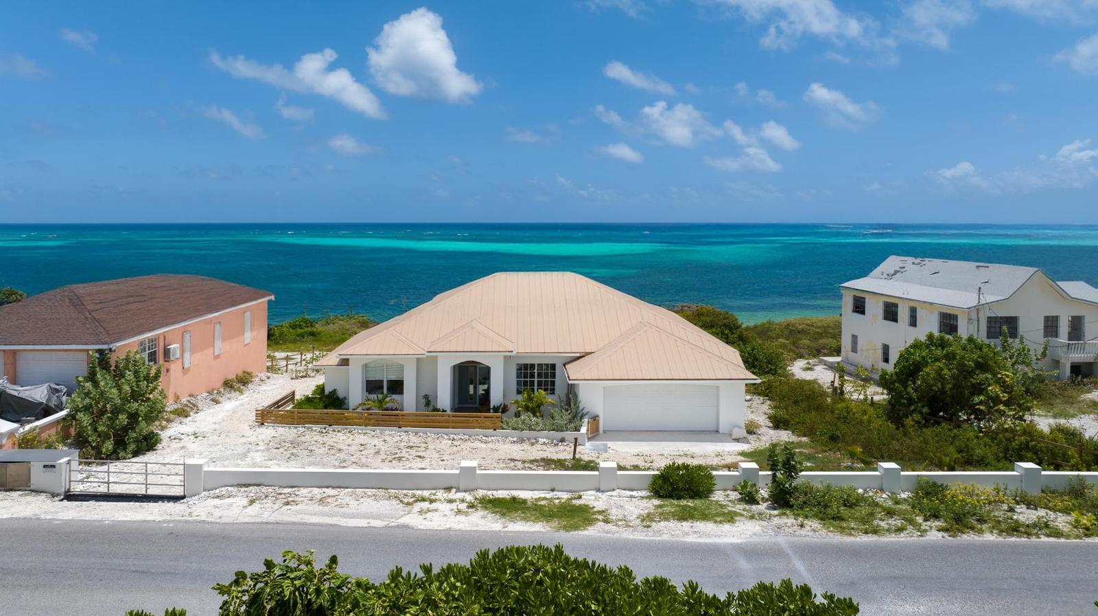 STUNNING $M OCEAN VIEWS! — photo 4