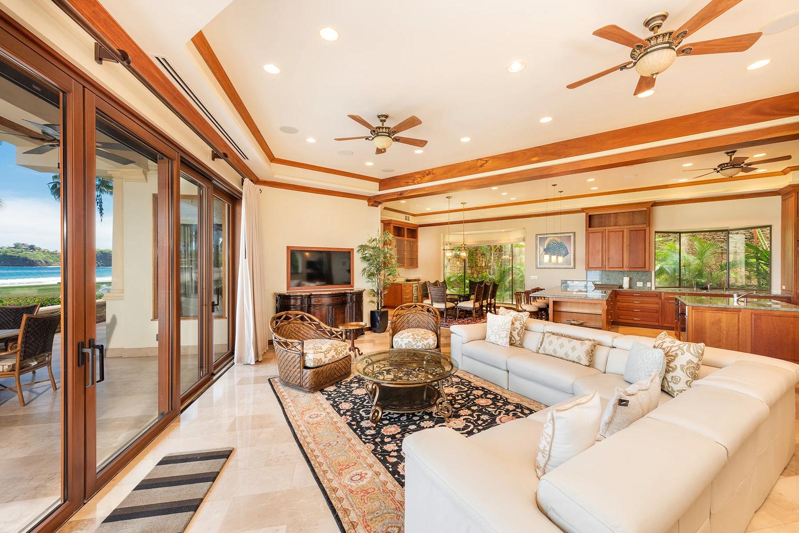 The Palms Beachfront Villas — photo 2