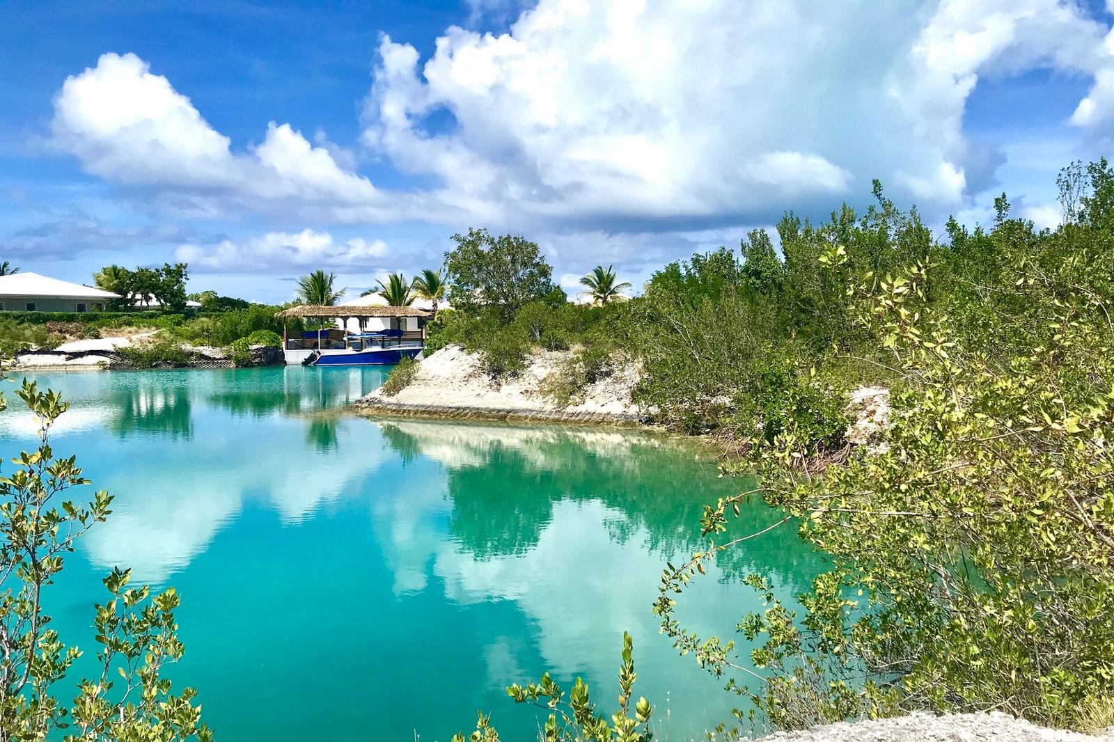 0.61 Acre Canal-Front Lot for Sale, Bougainvillea Drive, Leeward, Providenciales, Turks & Caicos — photo 4