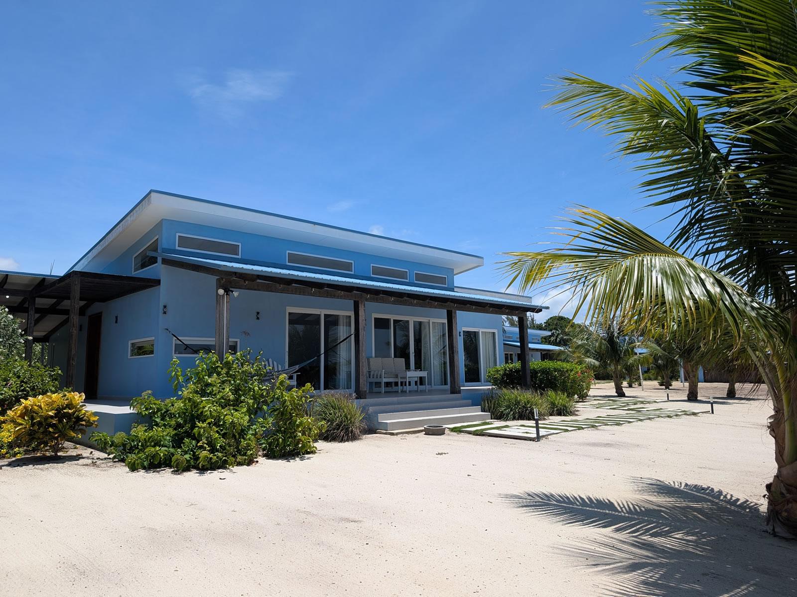 6-Unit Beachfront Rental Property for Sale, Placencia Peninsula, Belize — photo 1