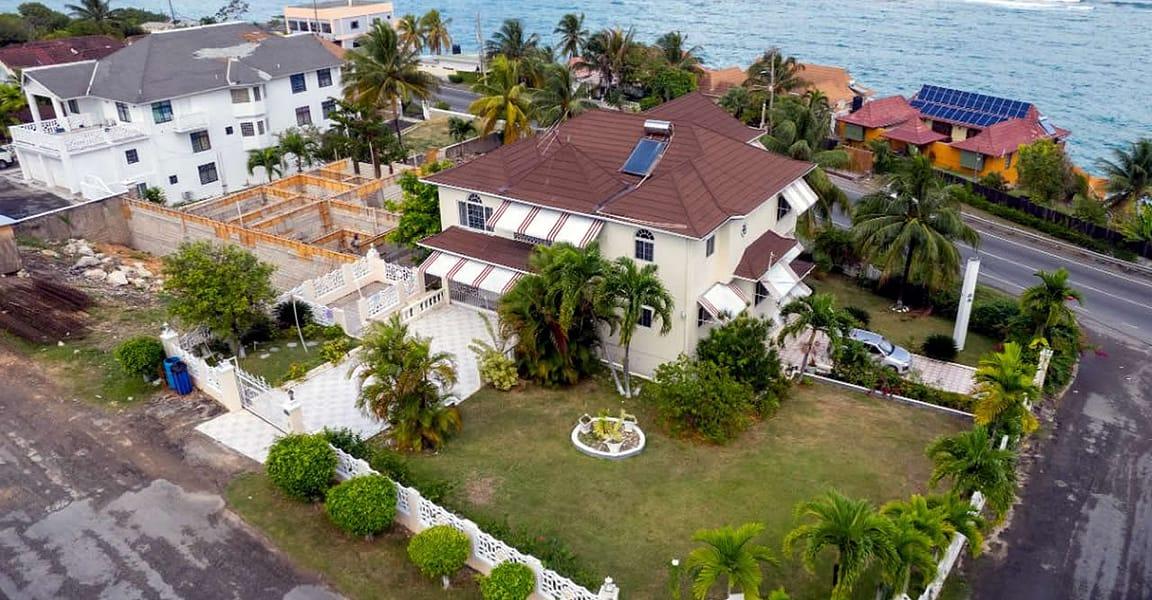 7 Bedroom Property for Sale, Tower Isle, St Mary, Jamaica — photo 1