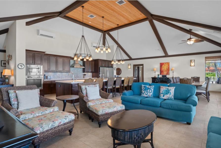 Nemo House in Tar Bay, Bahamas — photo 4
