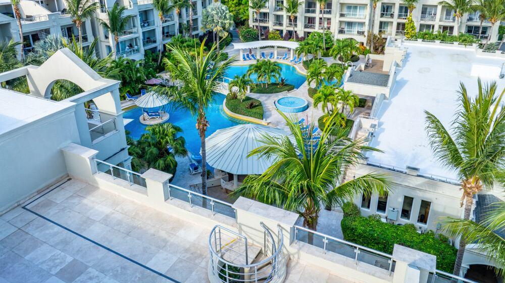 The Atrium – 4BR Penthouse at Leeward Beach — photo 1