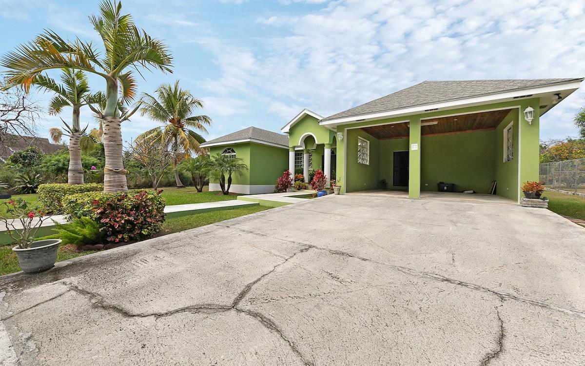 4 Bedroom House for Sale, Winton Heights, Nassau, Bahamas — photo 5
