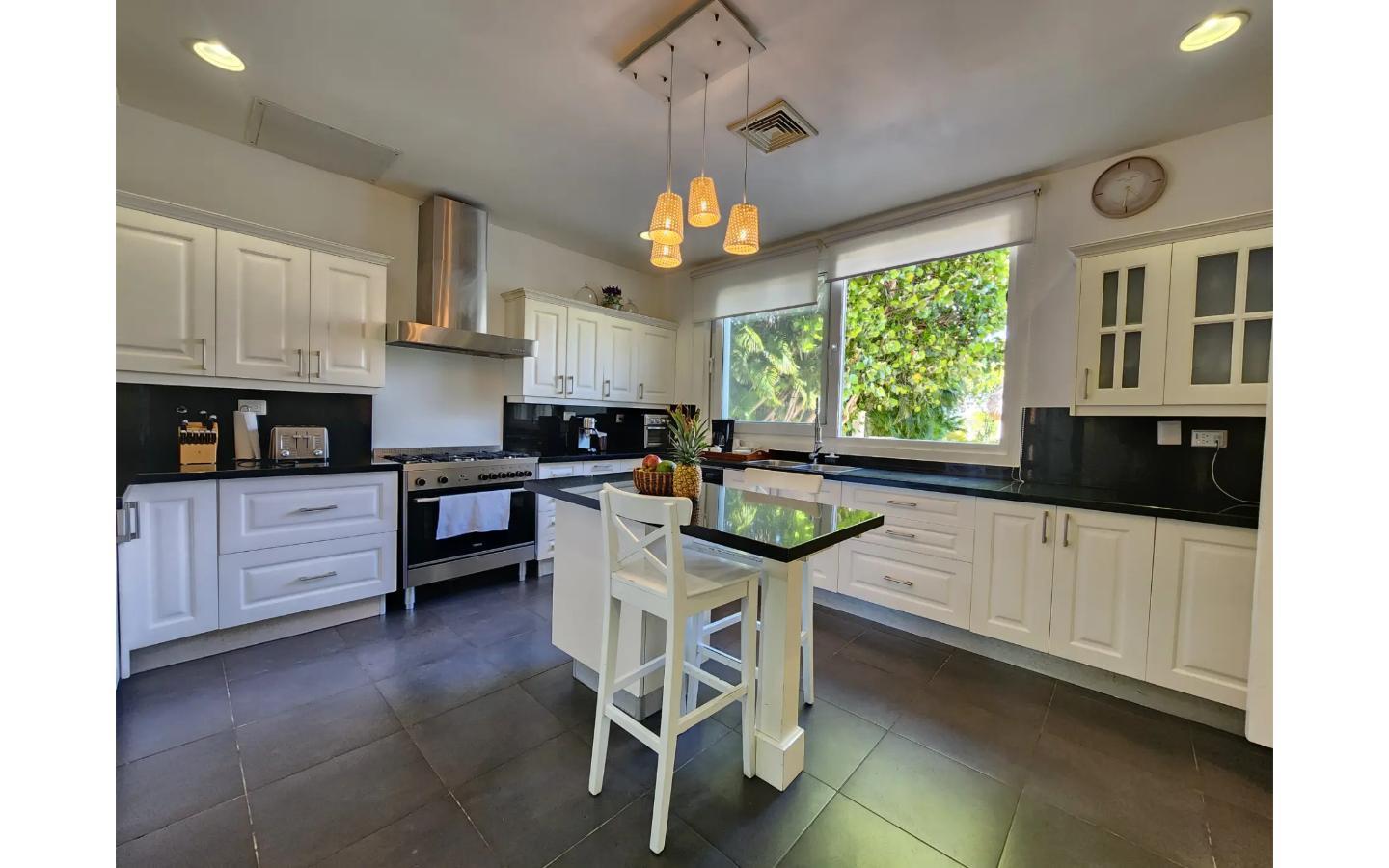 Id-3005 Eight Bedroom Villa For Sale In Punta Cana Resort & Club — photo 5