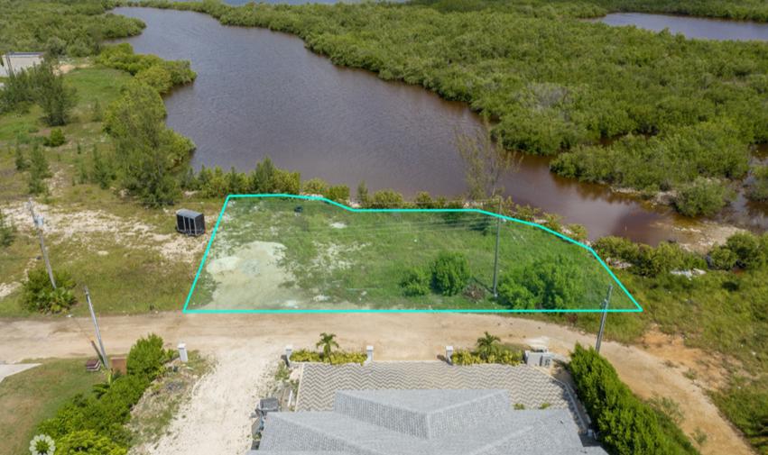Pease Bay Lakes 0.24 Lakefront Lot — photo 3