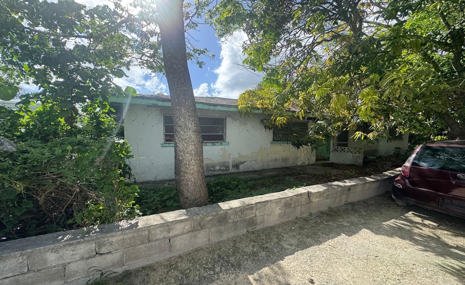 4 bedroom Duplex for sale in East Street South, Bahamas — photo 3