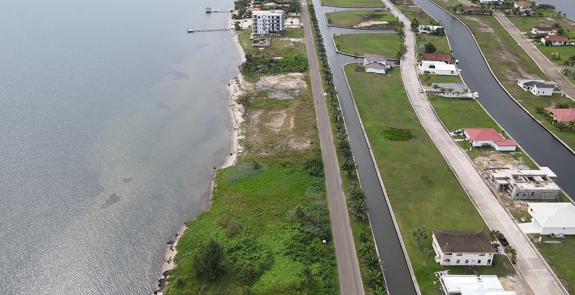 Premier Commercial/Residential Beachfront Lots — photo 4