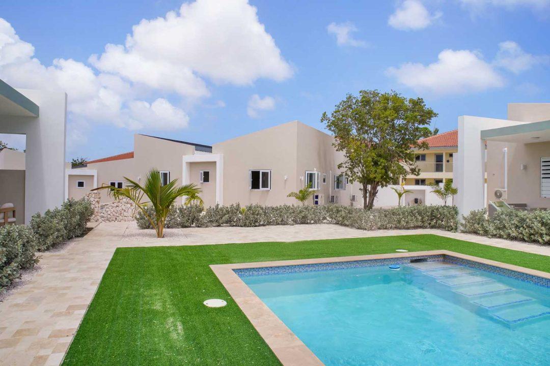 Spacious Newly Built 3-Bedroom Detached House with Shared Pool at La Sonata Resort — photo 1
