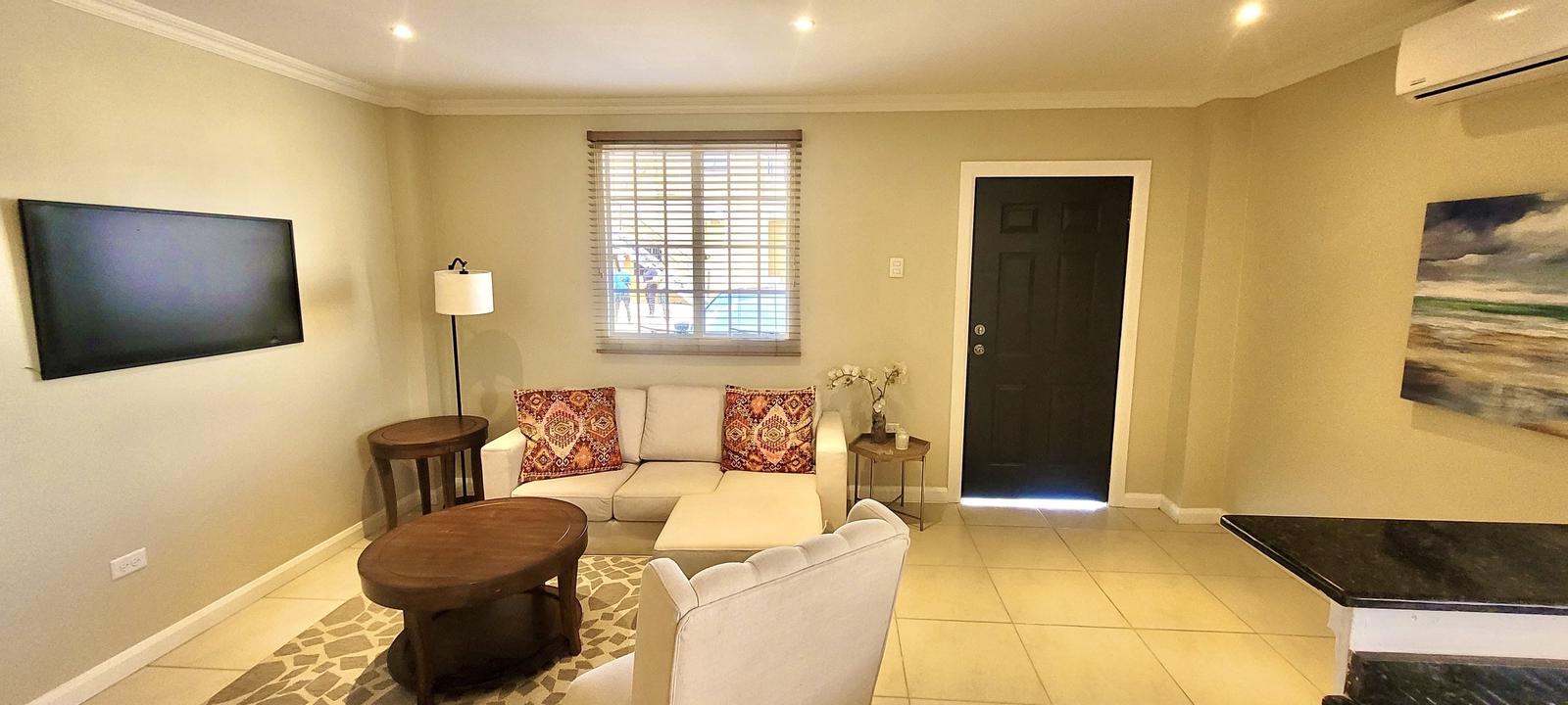 Modern Freeport Apartment for Sale | 1 Bedroom — photo 4