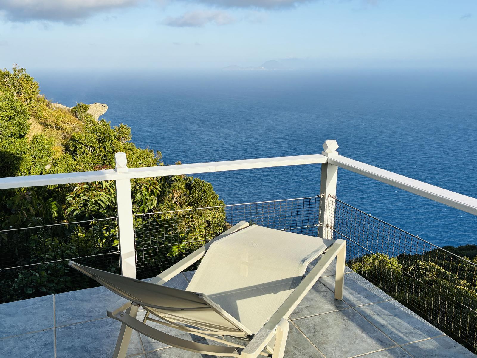 Iguana Rock House Hillside Oceanview Hideaway — photo 5