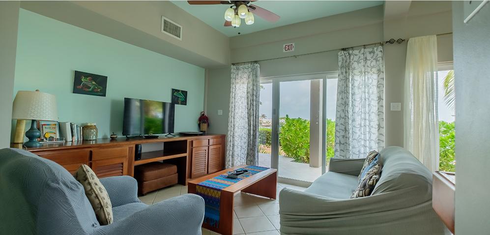 Mara Laguna Waterfront 2BR Condo — photo 3