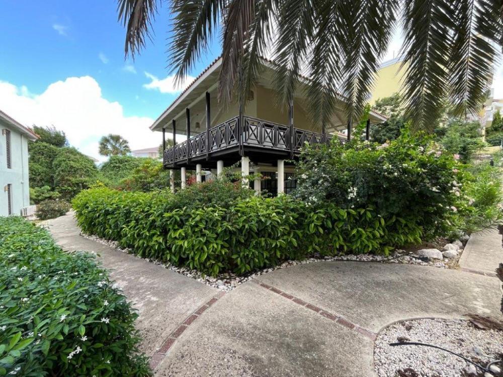 Blue Bay Village - Spacious apartment with good rental potential — photo 1