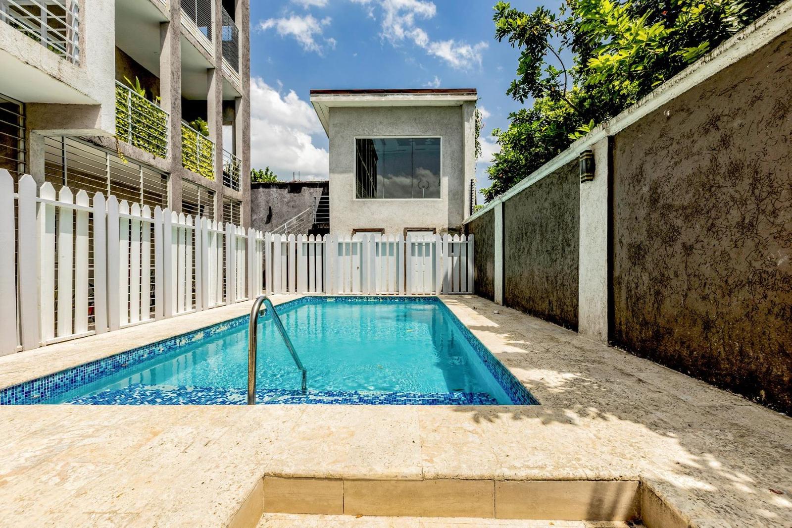 2-bedroom penthouse in Kingston 8, Jamaica — photo 2