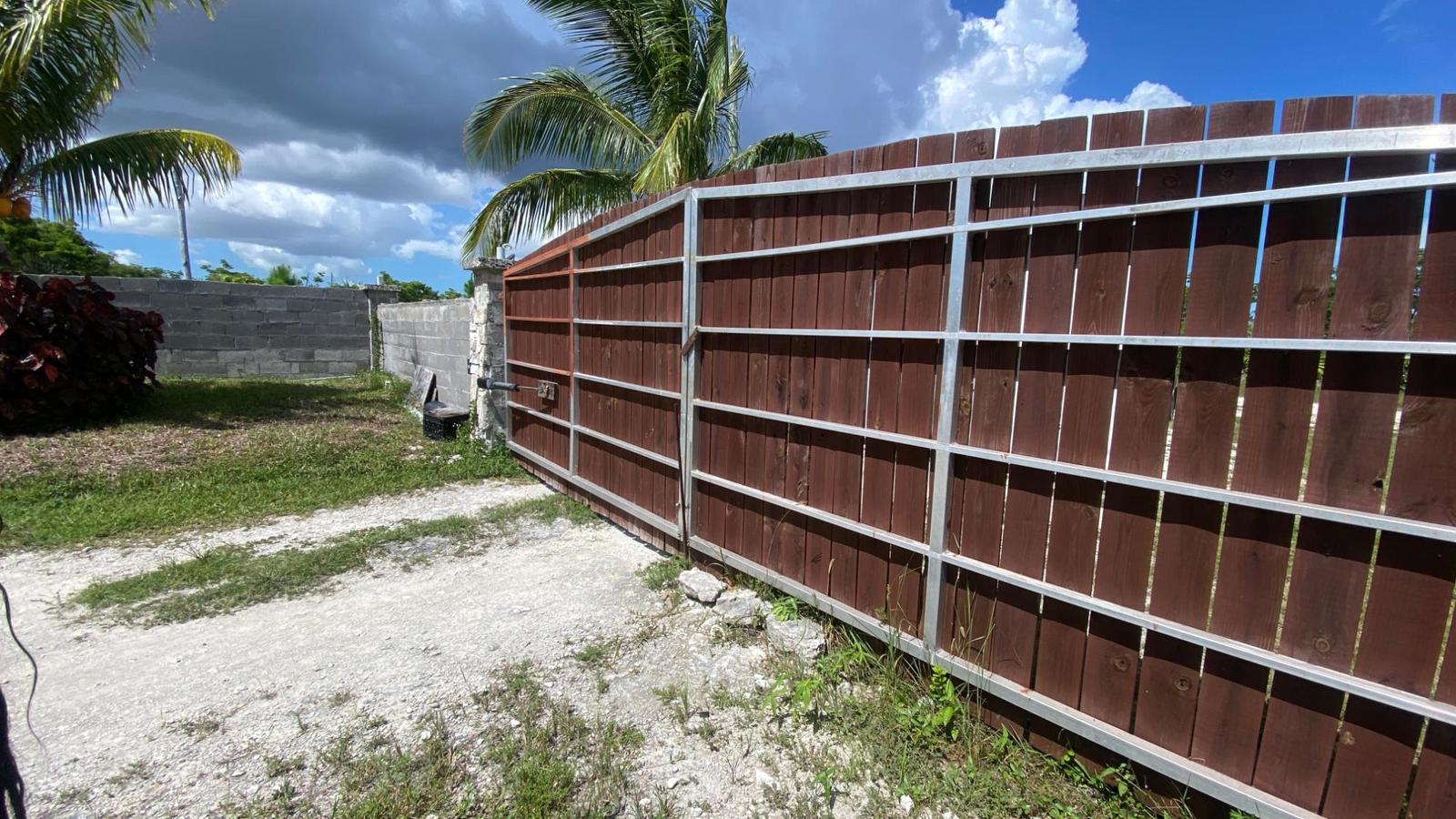 5 bedroom Apartment for sale in LUCAYAN GLENN — photo 1