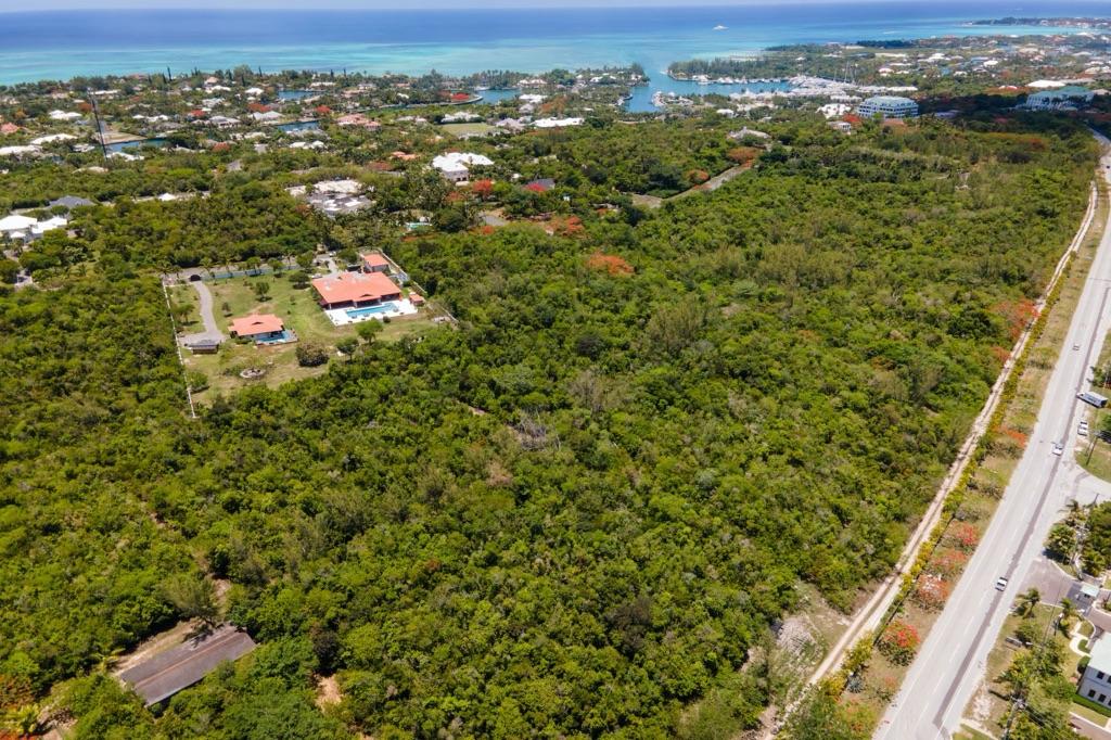 11.6 Acres of Land for Sale, Lyford Cay, New Providence, Bahamas — photo 1
