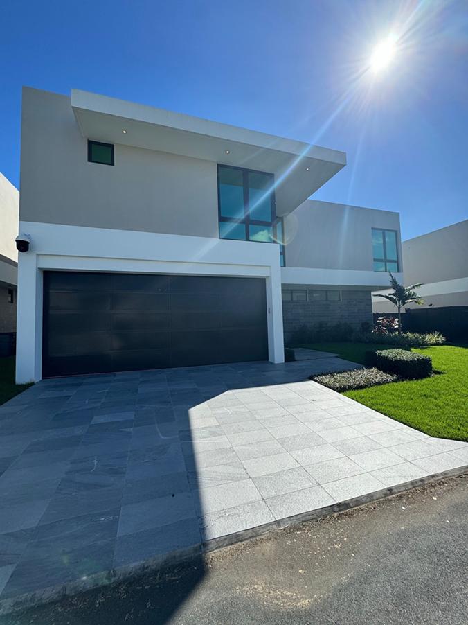 Riviera Parkview Puerto Rico 3BR Home — photo 2