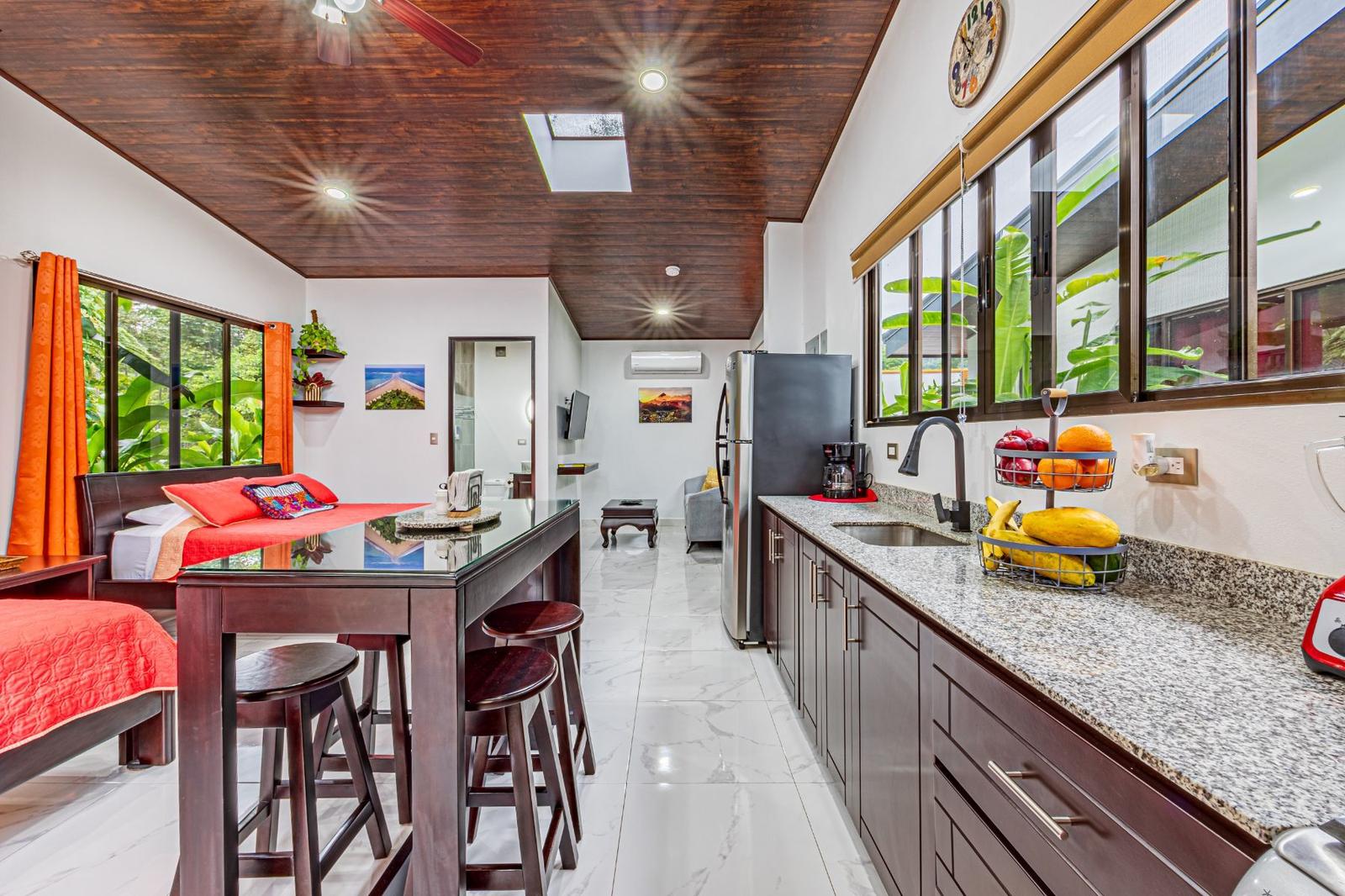 5 Bedroom Property for Sale, Uvita, Puntarenas, Costa Rica — photo 4