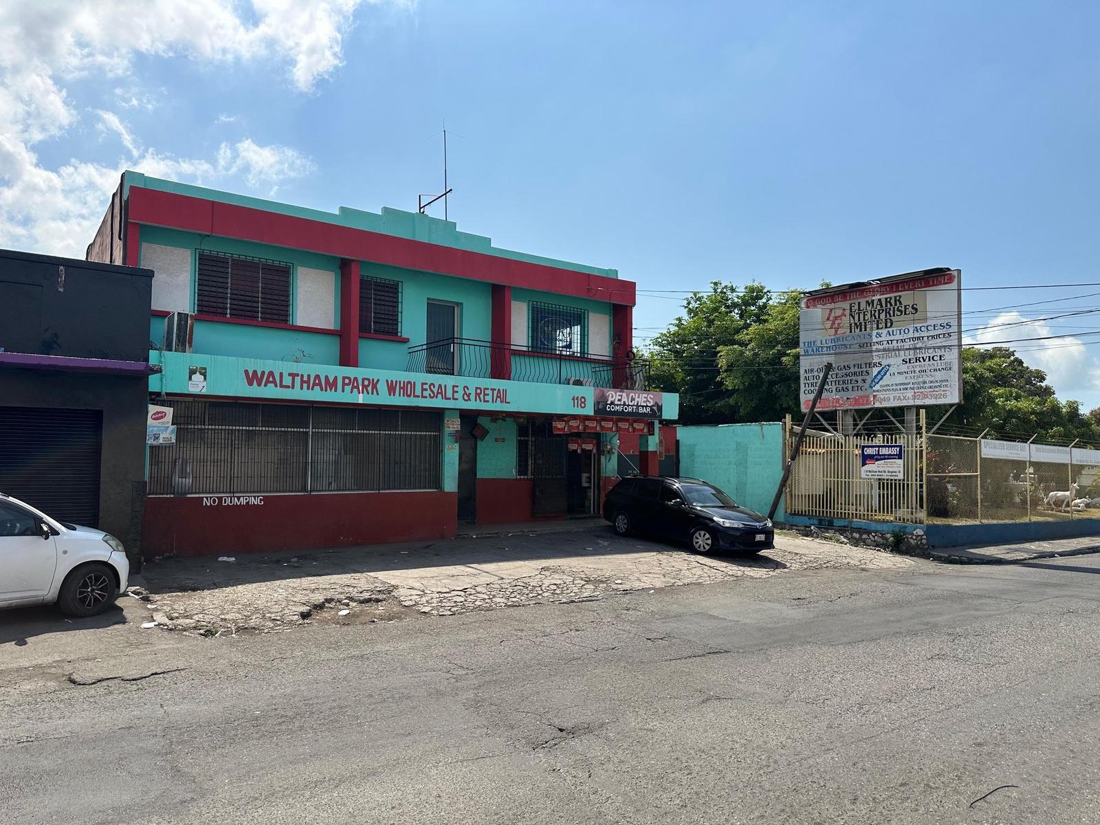 Commercial Building — photo 4