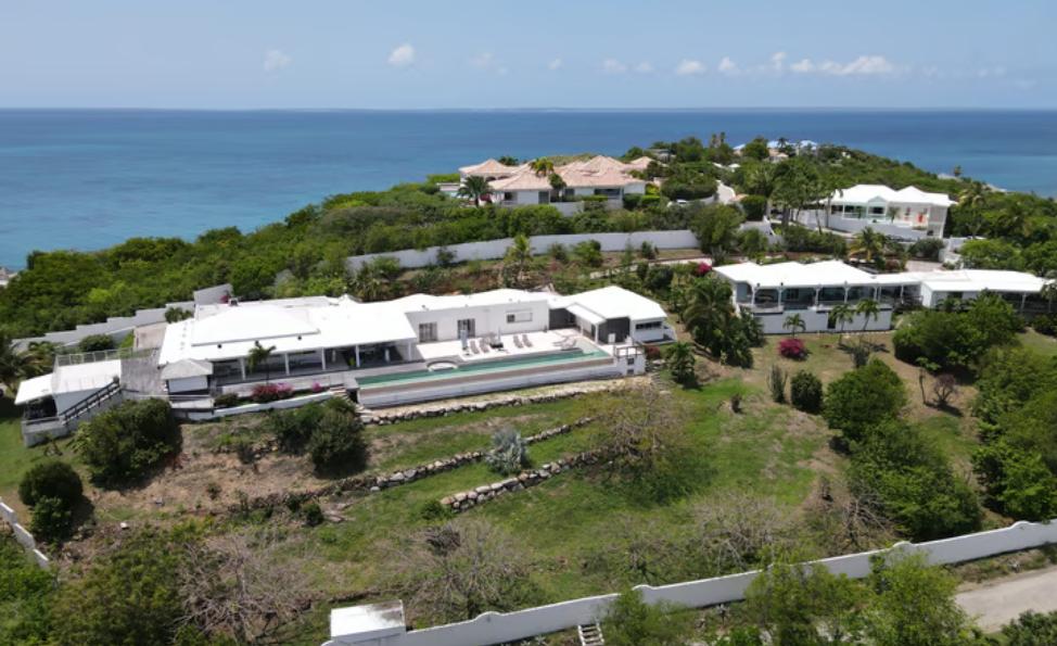 8 Bedroom Property for Sale - Baie Rouge Villa 8BR — photo 2