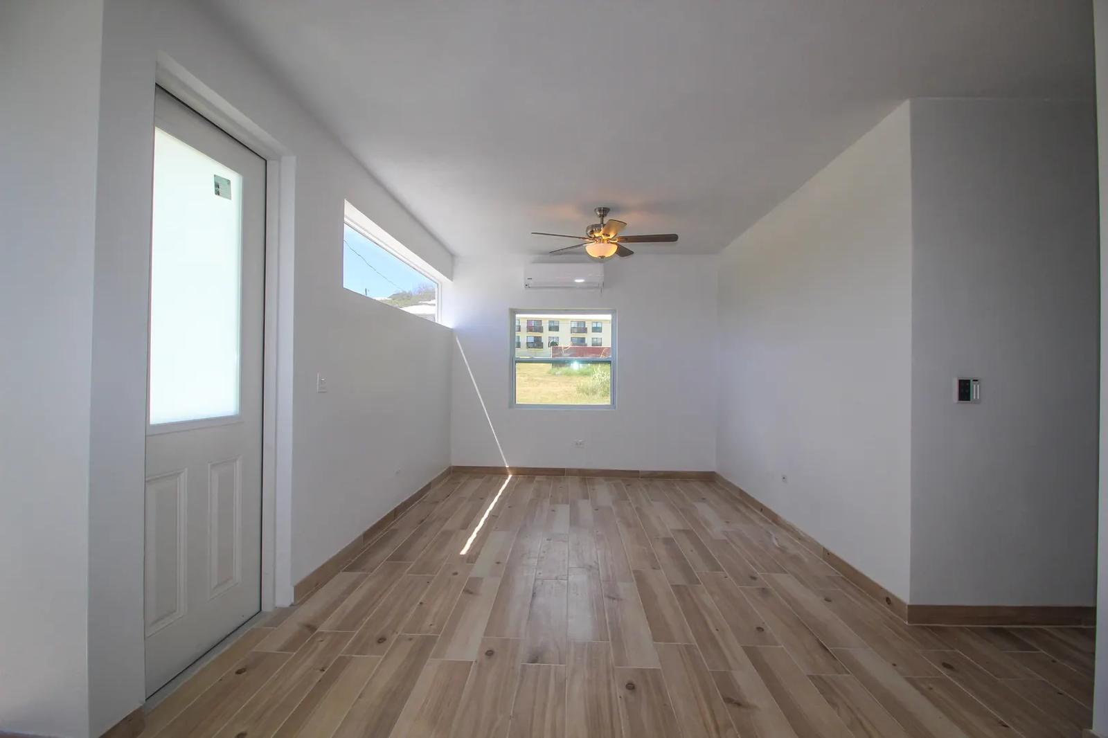 3 Bed 2 Bath Single Family Home in Christiansted — photo 3