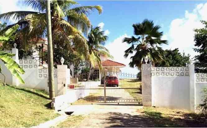 Ocean Front House for Sale in St. David, Grenada — photo 3