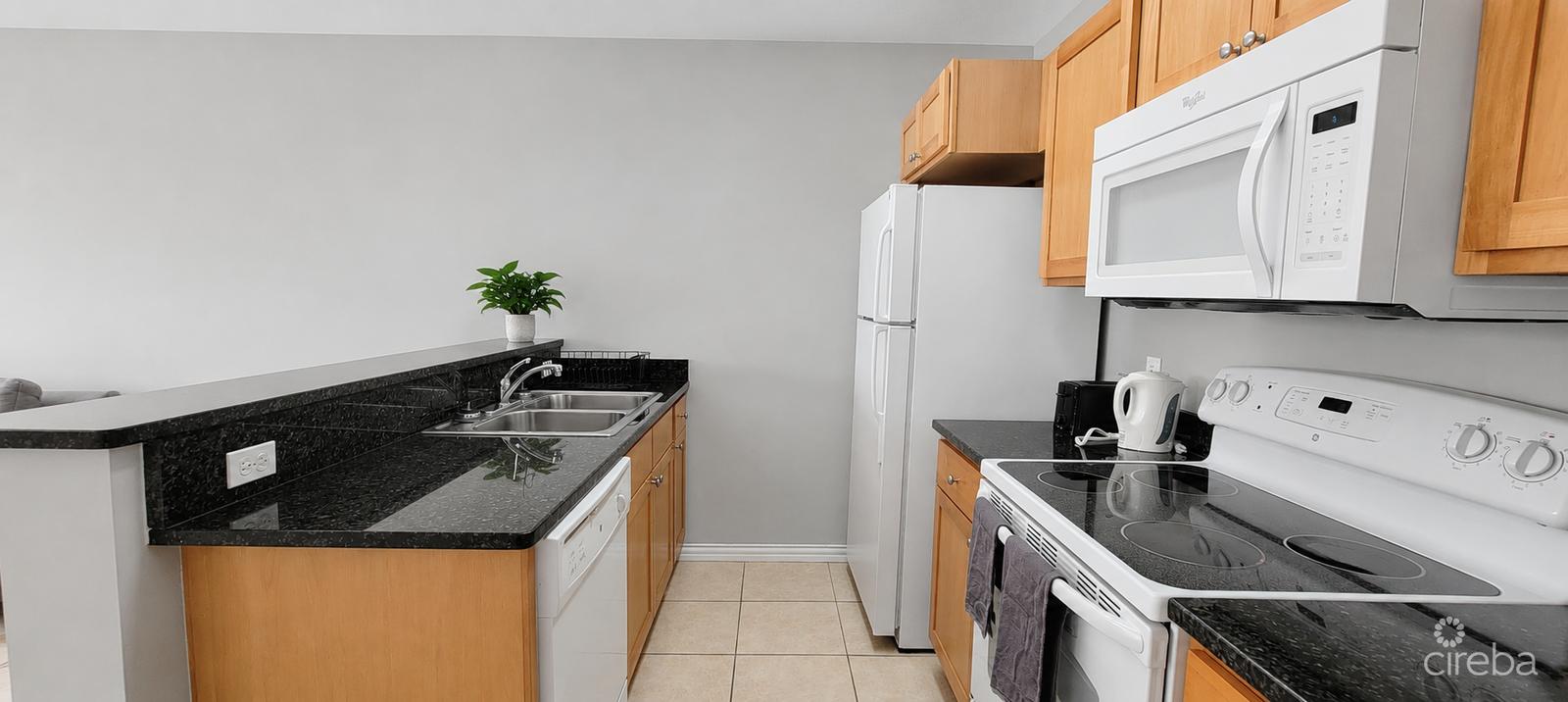 1 bedroom property for sale — photo 5